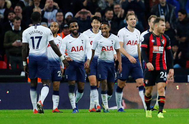 中超：山东泰山2-2深圳队连续不败