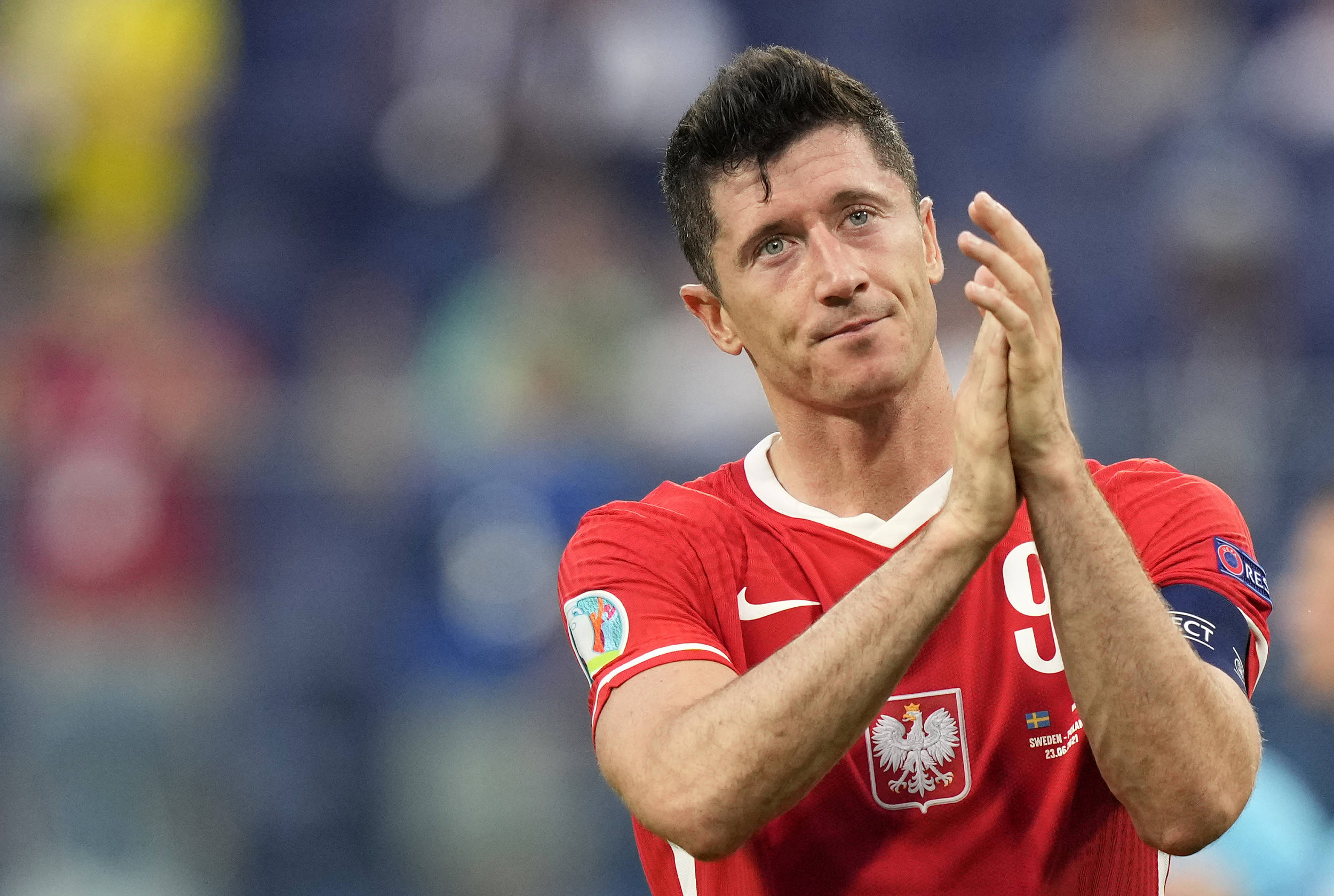 官方：阿根廷前锋卡兰萨从费耶诺德租借到莱斯特城，为期一个赛季