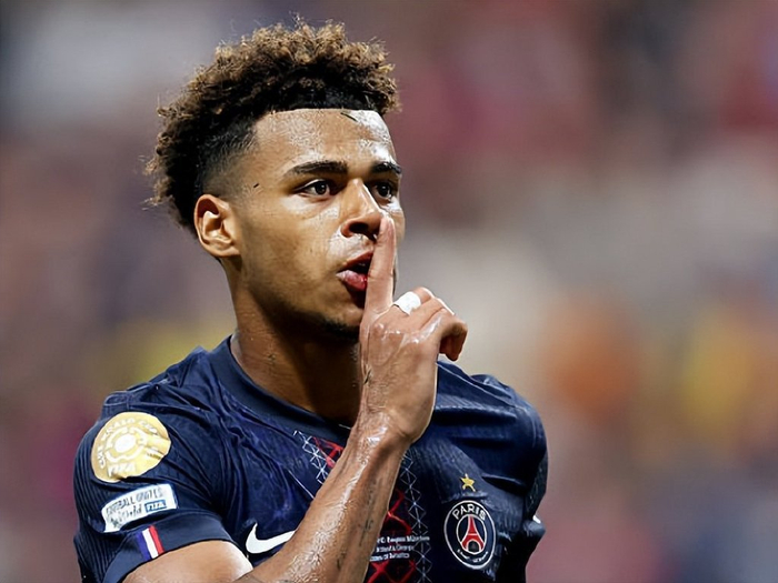 拒绝爆冷，湖人豪取三连胜，赛后数据揭晓最大赢家竟非东契奇