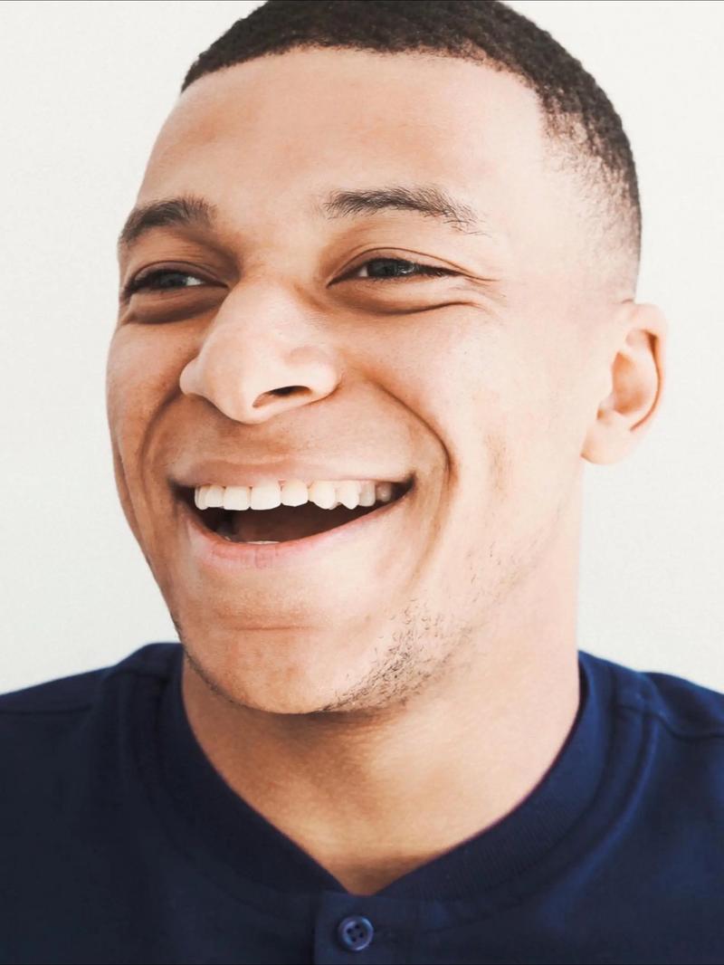 库里27+10勇士击退国王2连胜 巴特勒15+6+6德罗赞24分